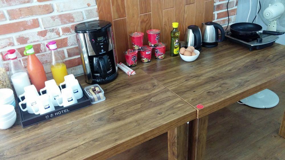 K ゲストハウス シンチョン 2 ソウル特別市 エクステリア 写真